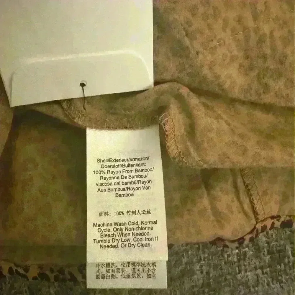 Dkny leopard print shirt - NWT - Picture 4 of 6